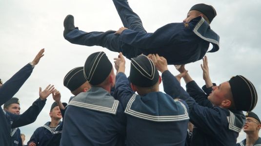 Видео